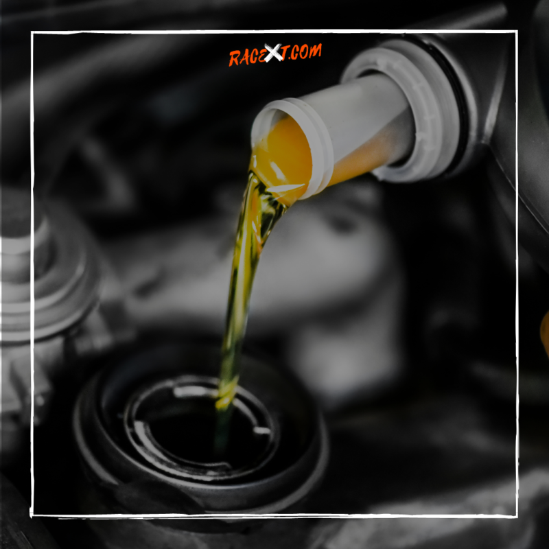 CAN I USE CAR OIL ON MY MOTORCYCLE? - Motorcycle mechanic - Racext 1