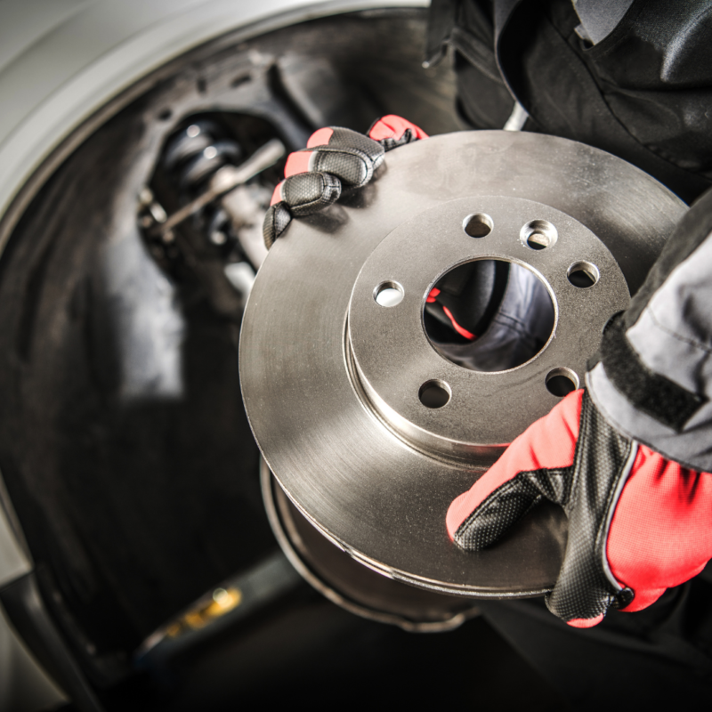 Automotive Brake Systems: A Comprehensive Overview by a Mechanical Expert - Car Magazine - Racext 1