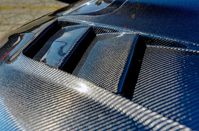 CAN YOU PAINT CARBON FIBER HOODS? (EXPLAINED)