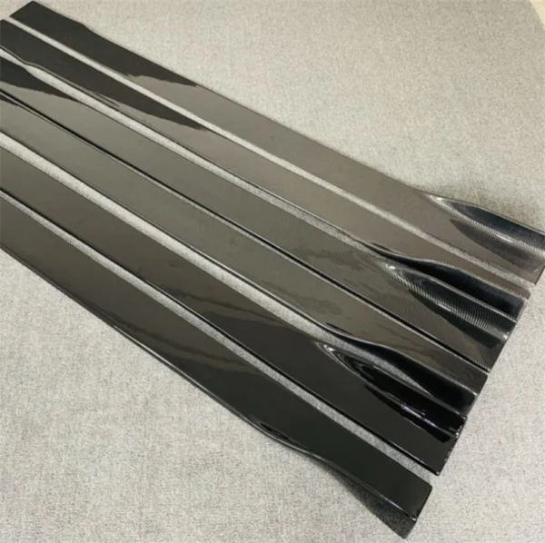 Per Audi A6 S6 RS6 C8 2019 2020 2021 2022 2023 Kit minigonne laterali in vera fibra di carbonio Spoiler per labbra Splitter di alta qualità - - Racext 1